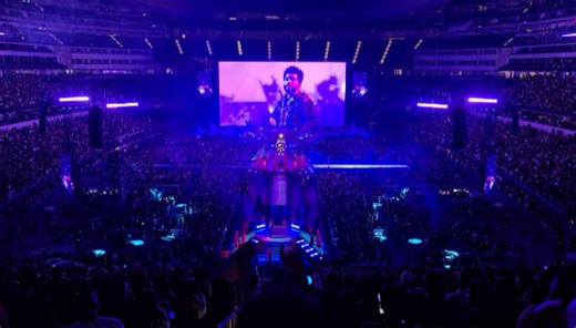 The Weeknd 2025巡演洛杉矶第二场全场舞台正面视角，舞美绝了