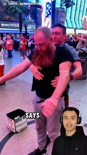 This Street Performer Doesn’t Move… At All 😶