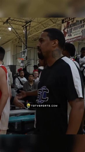 BlueSmoke vs All Ohio Red got HEATED 🔥 Both teams put on a show at Sam Cannon’s Hell’s Kitchen Tournament… but this was just the beginning 👀 They’ll run it back at Jr EYBL. 🎥 Full game just dropped on our YouTube! 📺 WATCH NOW → Link below ⬇️ https://youtu.be/Zo0oOw3GxyE | Terry Holt Jr.