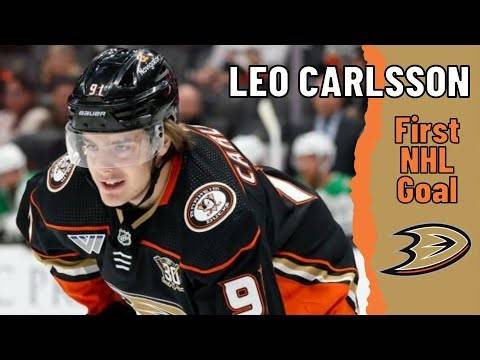Leo Carlsson #91 (Anaheim Ducks) first NHL goal Oct 19, 2023