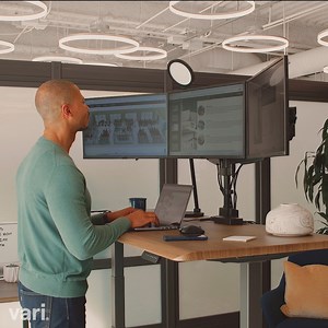 29 reactions | 睊 Twist, turn, tilt... do the triple-screen shuffle and find your multi-monitor groove ️睊 #TripleMonitorArm #MountUp | Vari | Facebook