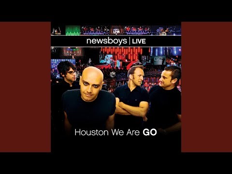 He Reigns (Live in Houston)