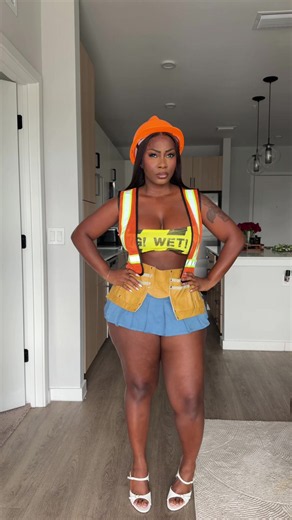 Don’t ask me to build nth for ya 😂 you better off calling the electrician 😂 #halloweencostume #nailedit #costume #viral