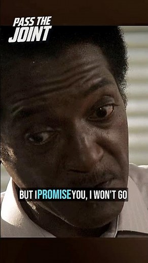 Inspector Todd Threatens Axel Foley in Beverly Hills Cop 2