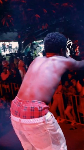 FMF TOUR@BurnaBoy @beyonce @JunoKizigenza @heisrema @rihanna @zeotrap #dance