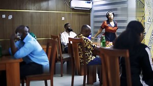 415K views · 18K reactions | Toute les serveuses du restaurant sont tomber amoureuse du jeune riche, mais lui il n'a que yeux sur la plus gentille et plus travailleuse du restaurant La suite icihttps://is.gd/4zq7Wa | Creative TV | Facebook