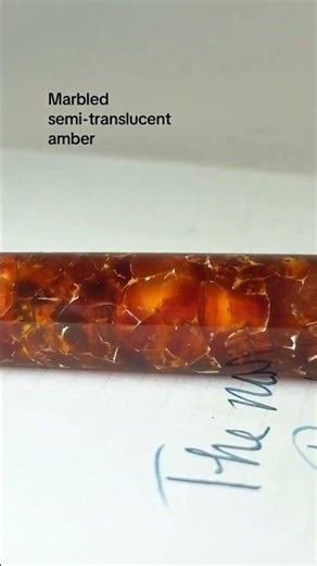 Delta DV Original Midsize Amber ✨ Limited Edition Fountain Pen (Only 50!)