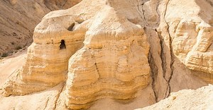 How Do the Dead Sea Scrolls Relate to Jesus?