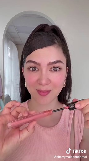 Side Part High Ponytail Inspiration