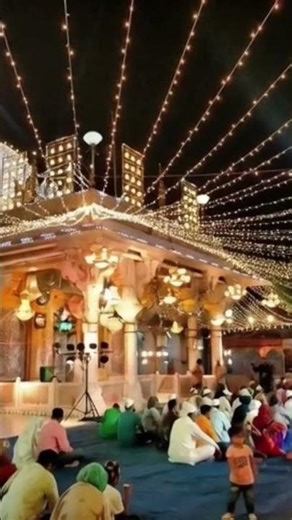 kerde kush aisa kram tere raste pe chale hm #allah #islamicmusic #yt