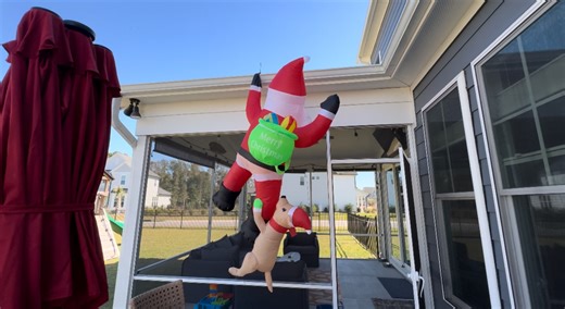 Watch Review - 7 FT Christmas Inflatable on Amazon Live