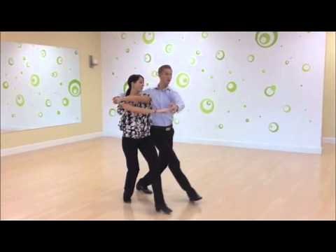 Foxtrot Turning Twinkles with Head Loop