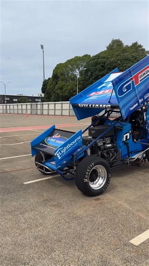 Race day here in Tauranga at Baypark! 3 HLR Sprintcars ready for action here at our home track. Let’s go racing 🏁 | HLR Racing NZ