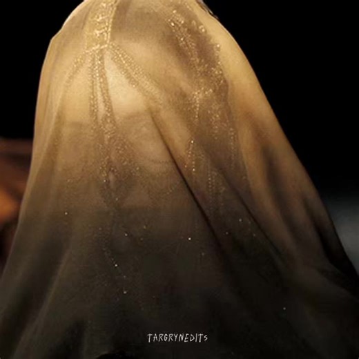 Exploring the Beauty of Traditional Veils