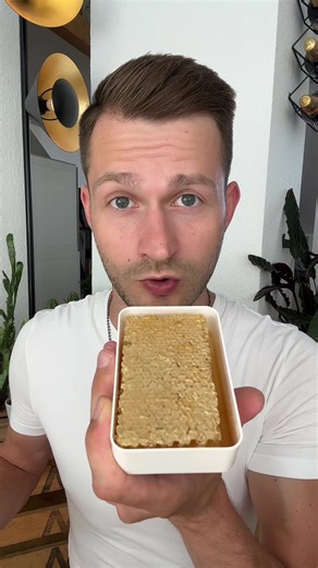 Honeycomb 🐝 #honeycomb #eatingasmr #asmr #eatingsounds #eating #food #asmrfood
