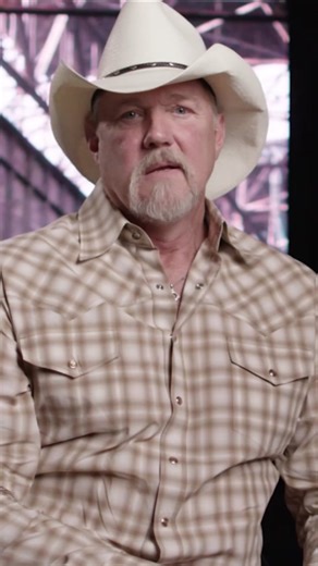 Trace talks about his song “Empty Chair” #memorialday #traceadkins