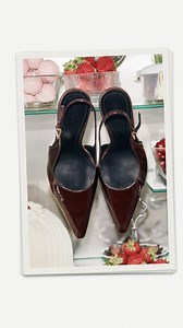 Overdressed is the only dress code. @sharazamann // Être trop bien habillée est le seul et unique code vestimentaire. @sharazamann | Dynamite