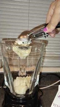 Oreo milkshake tutorial