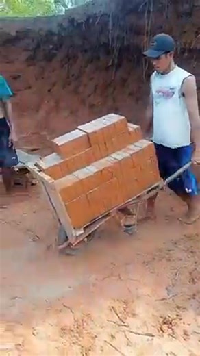 How a Brick Press Machine Works – Step-by-Step Guide! 隣⚙️ #ConstructionTech #Engineering #IndustrialMachine #BrickPress #reel #BrickMaking #MachineWork #viral #HowItWorks #trend #fb | Ahmad Anaqie | Facebook