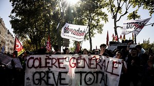 Grèves : 107.000 manifestants en France, dont 13.000 à Paris, selon l'Intérieur