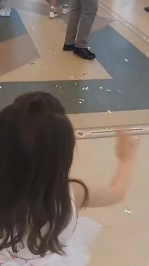 so cute baby girl dance#fyp #crew07 #foryoupage #WheneverWherever #crew07 #foryoupage @Tik Tok