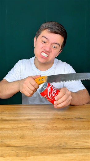I can't open this coke😋🥤🪚