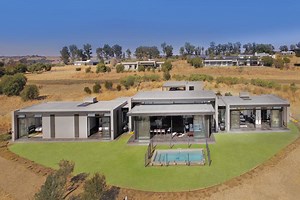 4 Bedroom House for sale in Monaghan Farm - Centurion - Property24