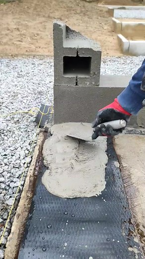 Masonry of expanded clay concrete blocks on solutions | Masar Kalil