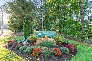 48 Pheasant Run Ave #A, Smithfield, RI 02917 - MLS 1396609 - Coldwell Banker