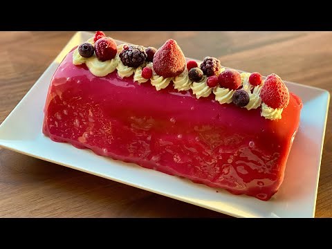 Bûche de Noël aux Fruits Rouges sans Moule