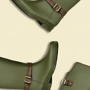 15K views · 271 reactions | We’re excited to introduce Martha’s new partnership with Aerosoles! The first collection includes these equestrian-inspired rain boots, available now on pre-order. Stay tuned throughout Spring 2019 for more shoes inspired by Martha's timeless style. https://trib.al/pEVtYDI | Martha Stewart | Facebook