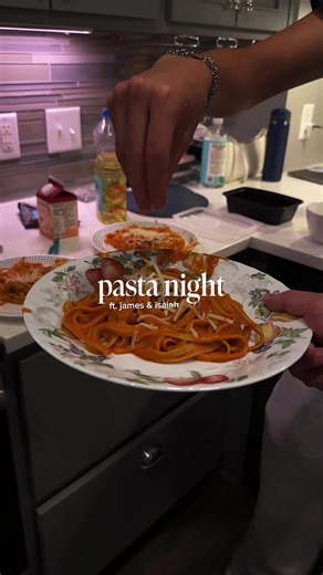 Pasta Night: The Best Recipe for Friends