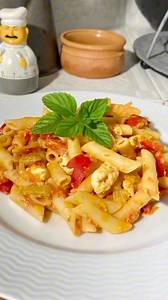 Ιδανική Σάλτσα για τα Μακαρόνια σου! Υπάρχει αναλυτικό βίντεο συνταγή κάτω👇 στα σχόλια😍. 🍅 Υλικά:🔪 1 κρεμμύδι🔪 1 πράσινη πιπεριά🔪 1 κόκκινη πιπεριά🔪 3 μεγάλες ντομάτες🔪 80 ml ελαιόλαδο🔪 αλάτι🔪 μαύρο πιπέρι🔪 200 γρ. τυρί φέτα🔪 ρίγανη. Ακολούθησε με για περισσότερες απλές σπιτικές και γρήγορες συνταγές ❤️. #steliosmixailidis #φαγητο #συνταγές #συνταγες #διατροφή #διατροφη #διαιτα #παιδια #παιδι #παιδί #μαμα #γυναίκα #γυναικα #αθήνα #αθηνα #Θεσσαλονίκη #ελλάδα #ελλαδα #κρήτη #κρητη #ελλ