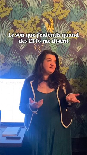 Pauline Cheyrouze | Mentore Business Haut Niveau on Instagram: "Je t’explique 😅 Mais d’abord abonne toi à @madameresilience pour exploser ton business en 2026 Je vois trop de CEOs me dire : - je vais attendre que tout soit parfait avant de passer à l’action (ce ne sera jamais parfait) - je veux faire une offre scalable (alors qu’ils stagnent déjà avec cette offre ou ne l’ont pas vendu) - je ne sais pas faire alors je fais pas - j’ai peur de passer à l’action car c’est inconfortable (c’est une s