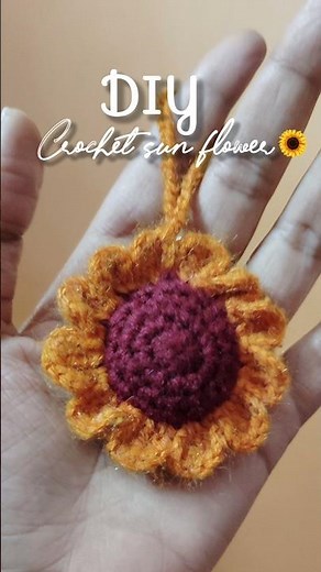 Cute Crochet Flower Keychain 🌻 | Easy DIY