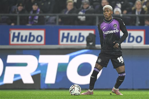 Who is Nilson Angulo? Career stats and achievements ahead of Sunderland move