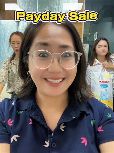 payday sale alert na echeck out ang favorite mo na baby essential #MomApproved #BabyEssentials #bestseller #babyessential #trending #fyp #budgetfriendly #babyone #diapers #babywipes