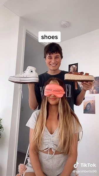 Blindfolded Outfit Challenge: Skirt or Pants?