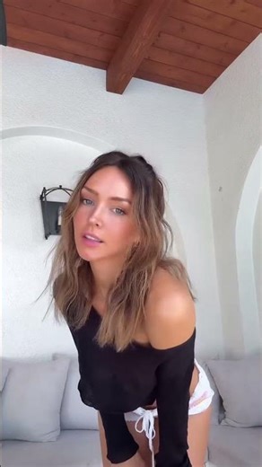 Rachel Cook 🔥🔥🔥🔥