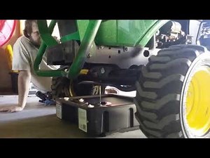 John Deere 1025r 200 hours service time part 1 of 3