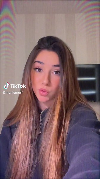 Engaging Hand Gestures for Everyday Communication