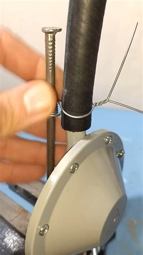 7.1K views · 18 reactions | A Great DIY hose clamp idea! How to make a strong and reliable clamp out of wire. Helpful homemade tips and tricks. Useful lifehacks for home #diy #hose #clamp #tipsandtricks #fblifestyle #howtotrainyourdragon | Top US | Facebook