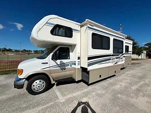 Fleetwood Jamboree Class C Motorhome