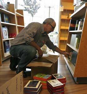 University Book Store Will Stay At The Landing