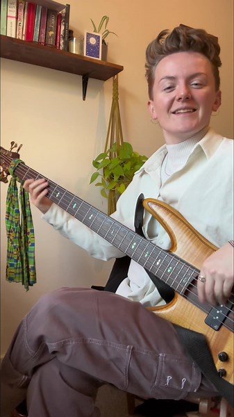 Doja Cat Woman Bass Cover