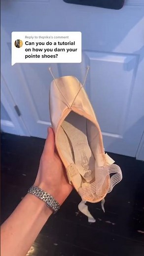 Pointe shoe darning tutorial🩰🪡 #ballet #ballerina #pointeshoes #dancer #balletdancer