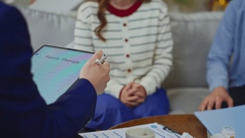 clip-3999870077-doctor-psychologist-mental-health-problems-married-life