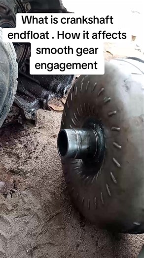 Mazda bongo had a sound when changing gears it is automatic transmission , after we checked it the problem is on thrust washer causes the axial movement of crankshaft #endfloat#thrust#washer#automatic#transmission