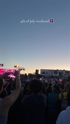 Exploring Oregon's Sand Dunes This 4th of July