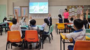 教育部主办深耕教学公开课研讨会 超过200名母语教师线上观摩